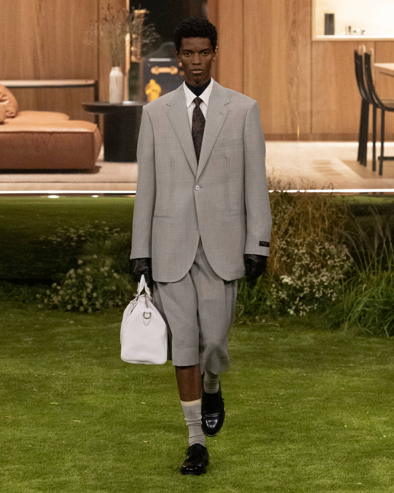LOUIS-VUITTON-MEN-FALL-WINTER-2026_7.jpg