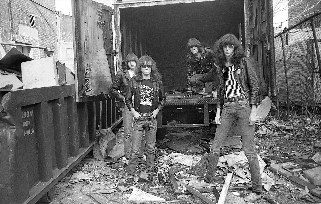 Firstthirdbooks Ramones Metalmagazine 11.jpg