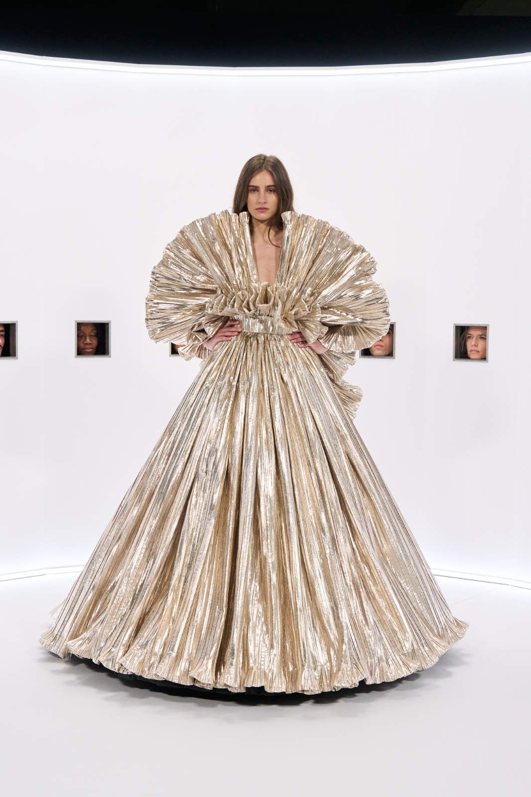 Valentino-Haute-Couture-2026_35.jpg