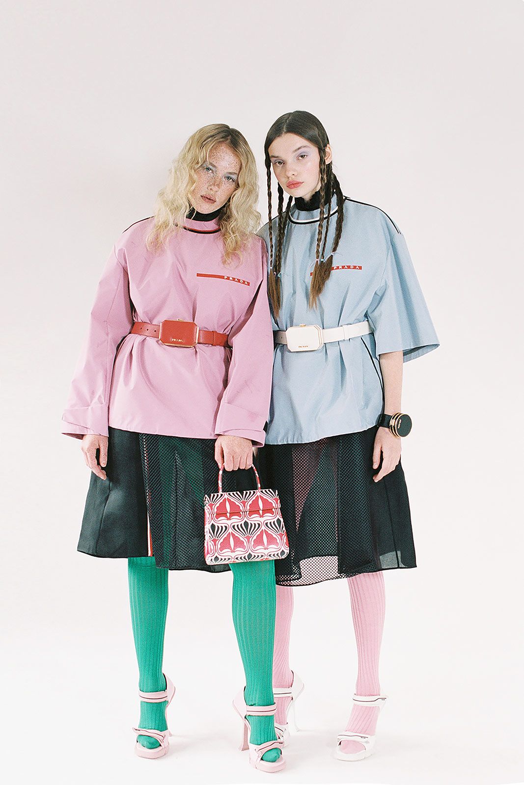 Xanthe Hutchinson Metalmagazine10.jpg
