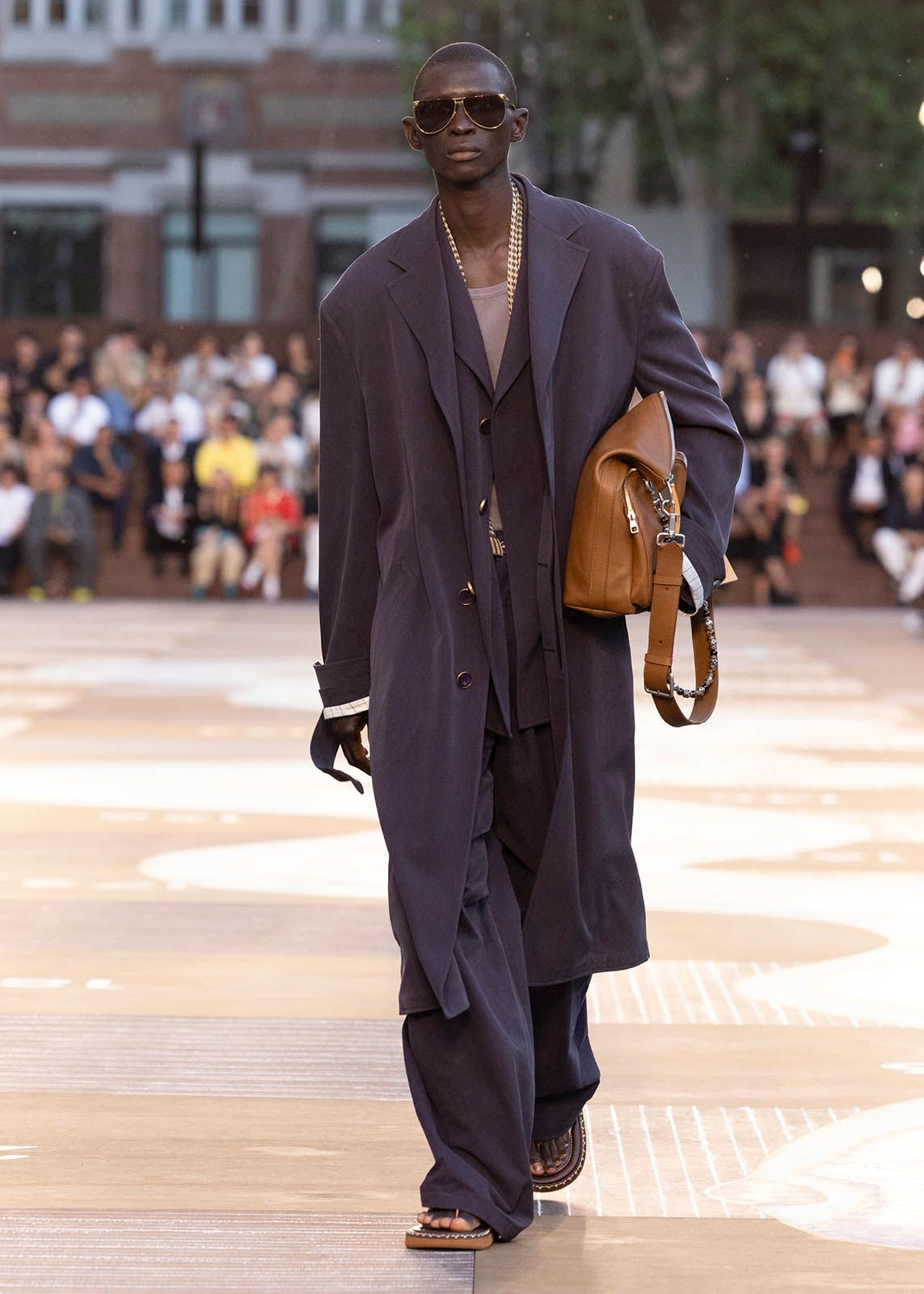 LOUIS-VUITTON-MEN-SPRING-SUMMER-2026-SHOW-LOOK_3.jpg