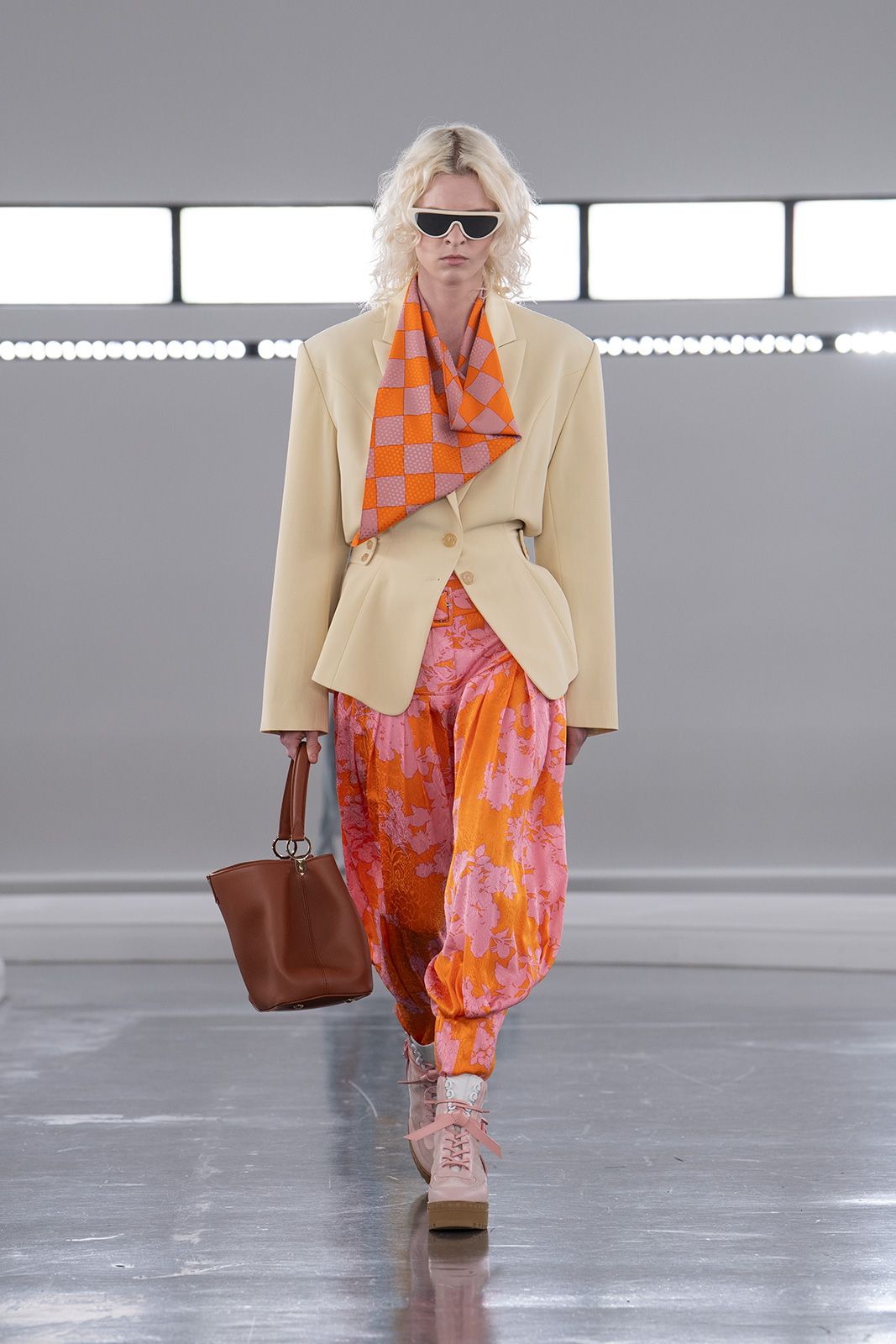 Louis_Vuitton_Women_s_Pre-Fall_2024_33.jpg