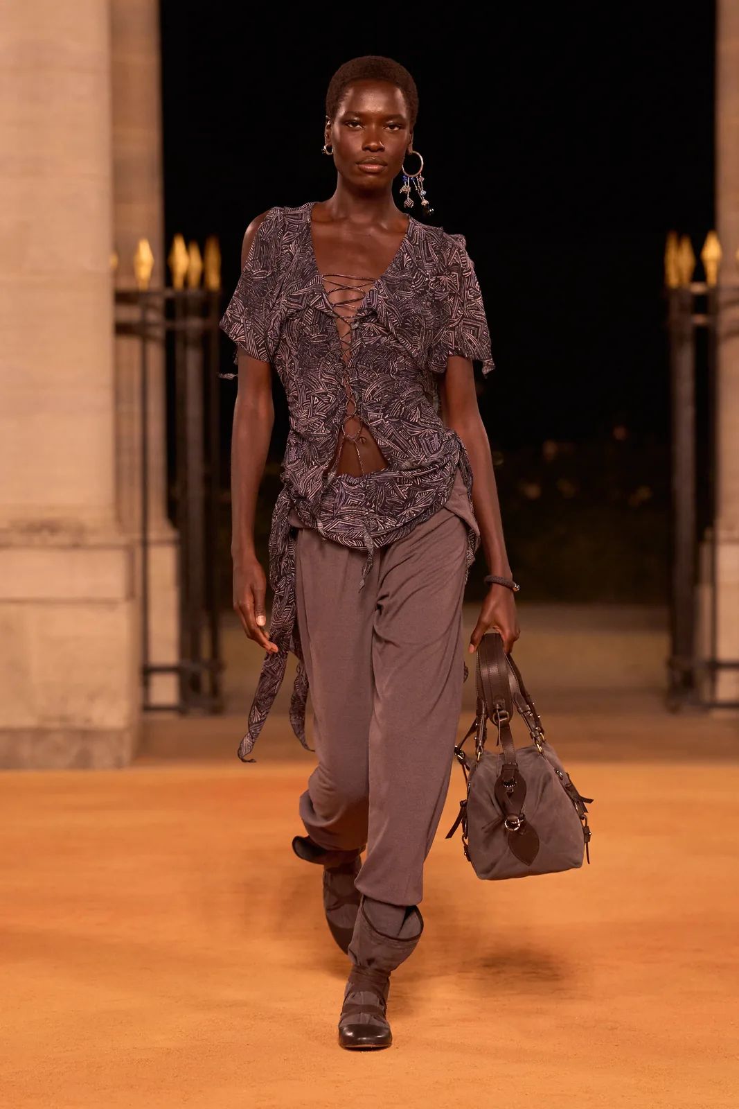 metal-isabel-marant-04.webp