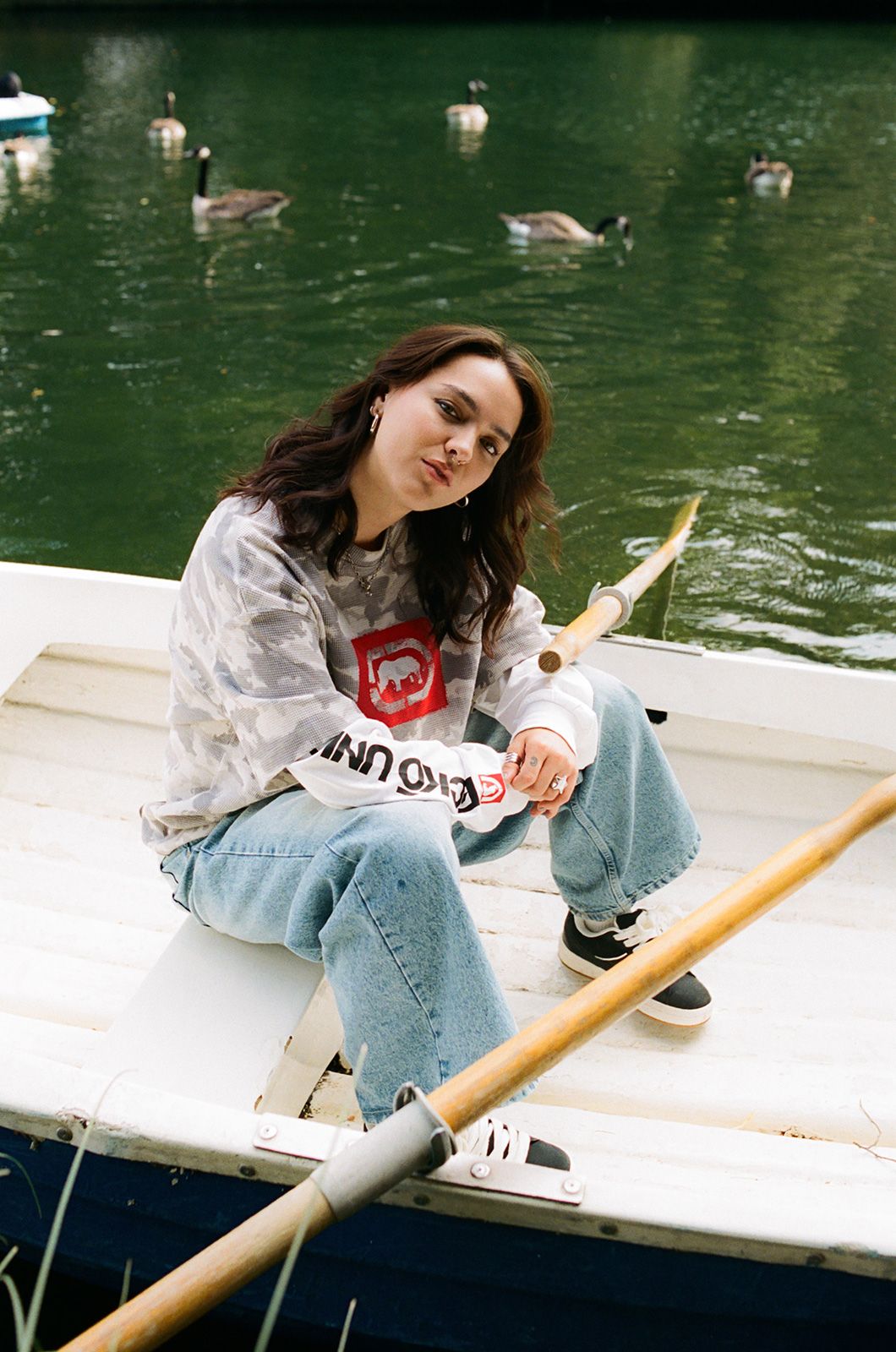 BERSHKA-MUSIC---Jenna-Doe_3.jpg