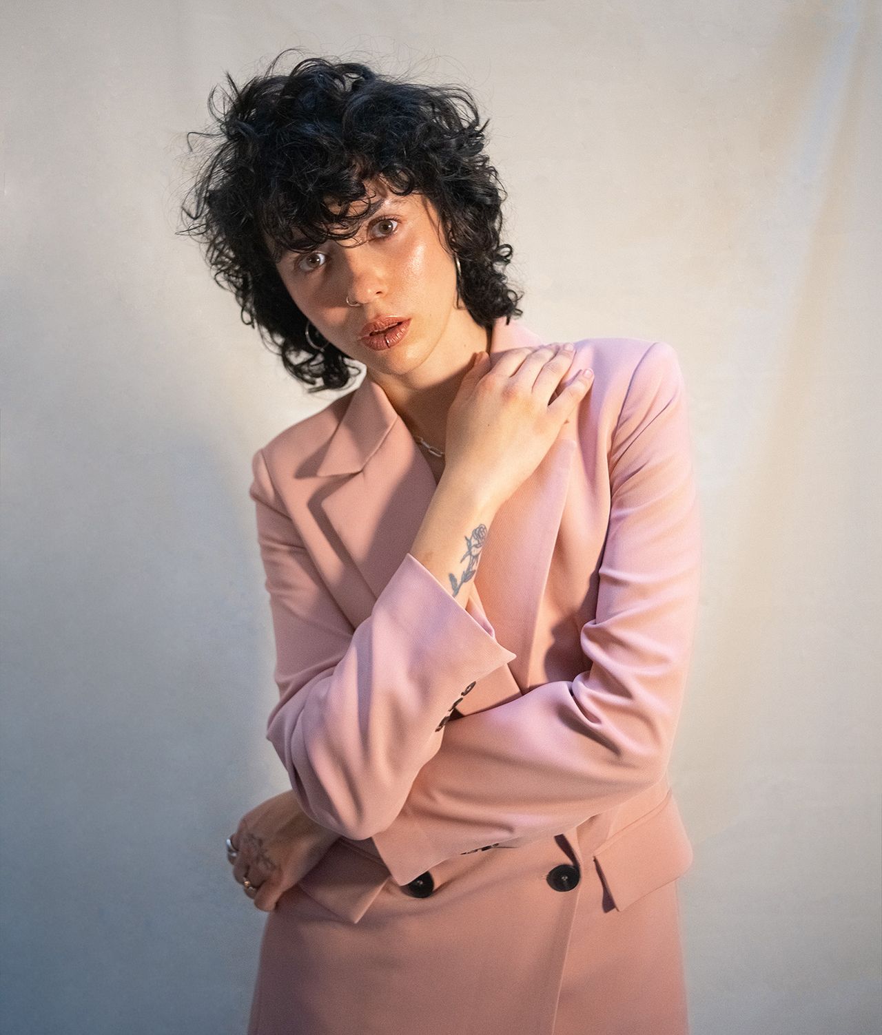 Alice Wonder Metalmagazine 7.jpg