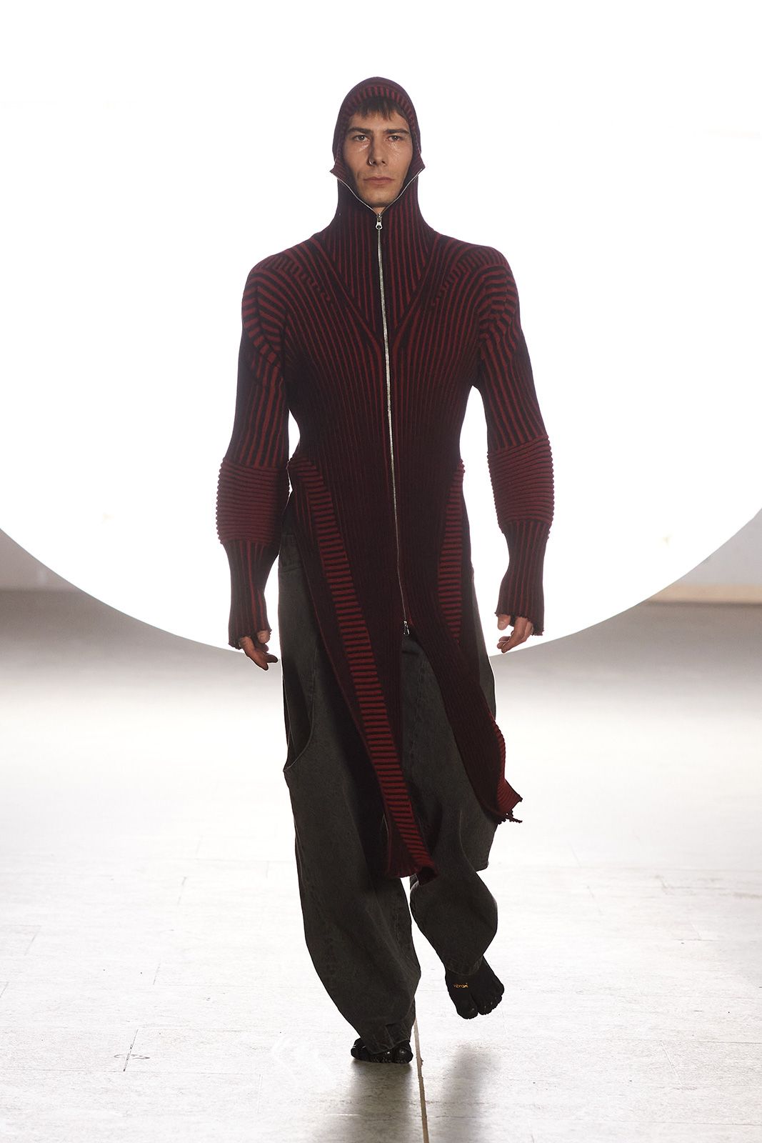 LUEDER_AW24_Look036_by_James-Cochrane_for_BFW.jpg