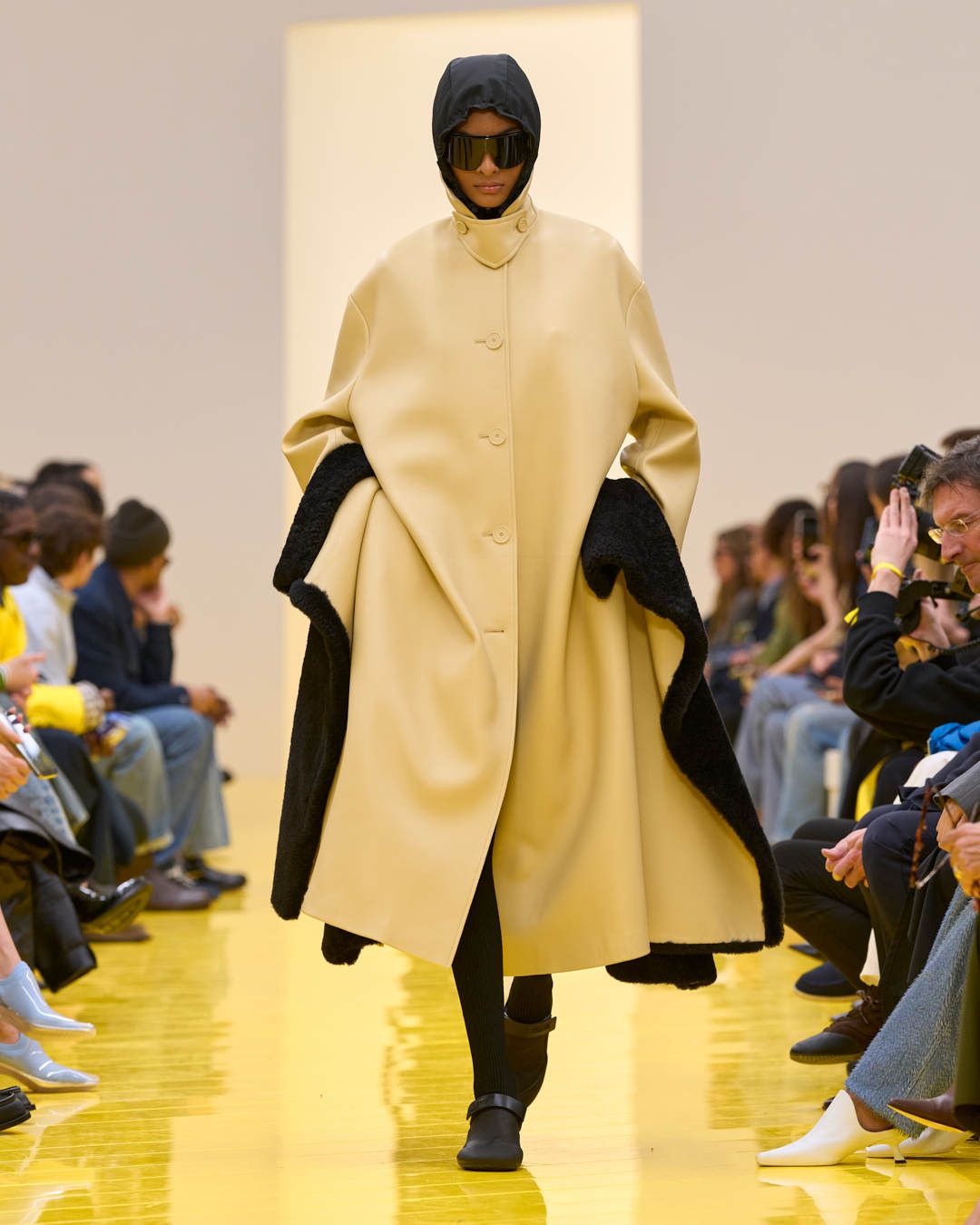 LOEWE_FAL-WINTER-26_12.jpg