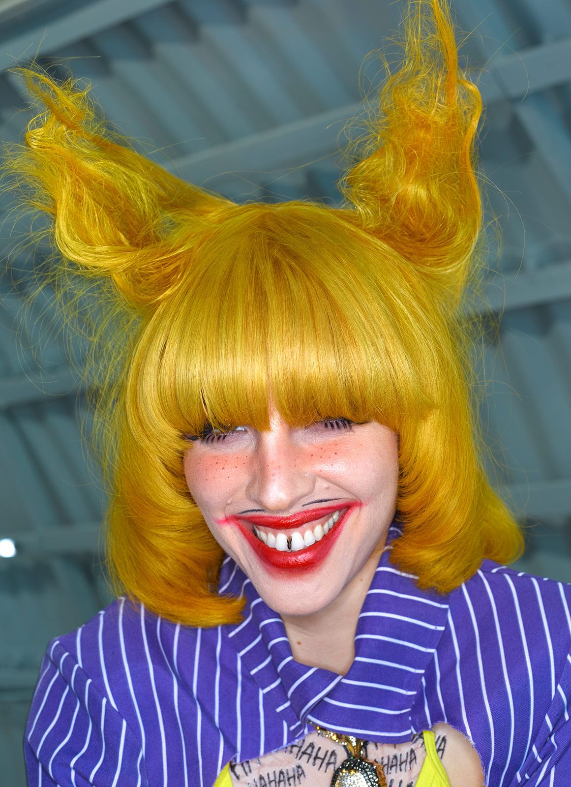 Dorian Electra Metalmagazine 7.jpg