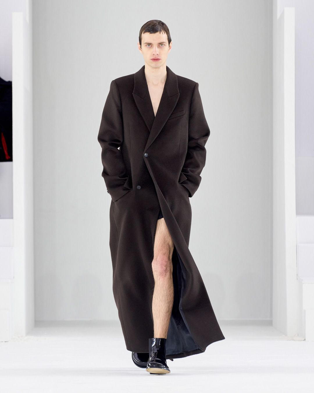Loewe F W 2023 Metalmagazine 2.jpg