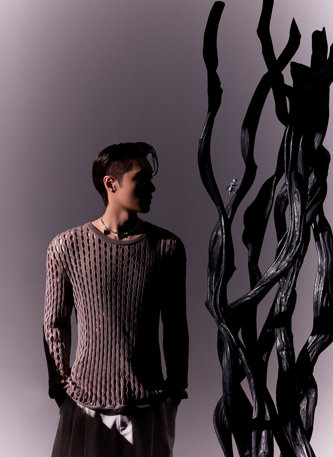 Lay Zhang Metalmagazine 10.jpg