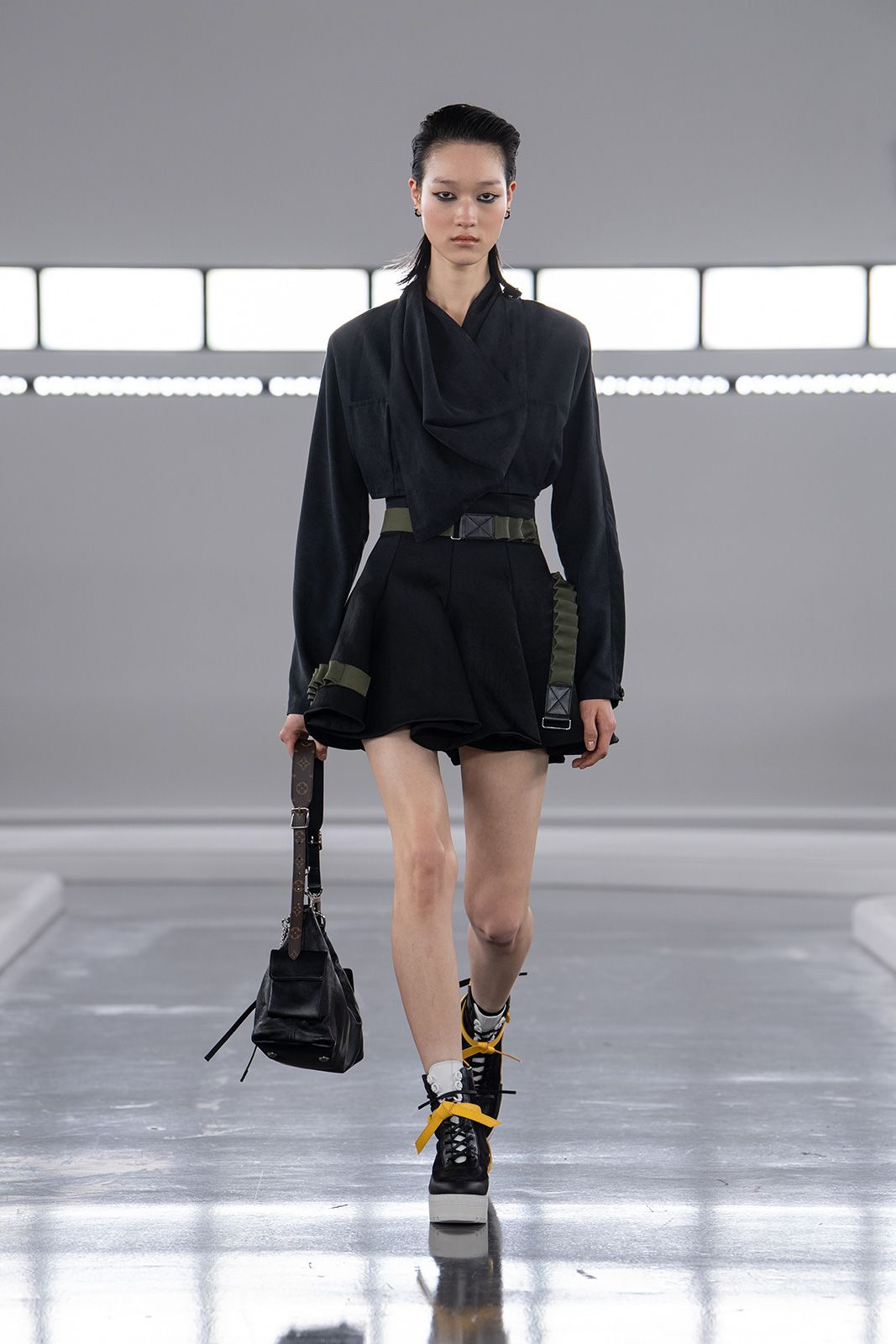 Louis_Vuitton_Women_s_Pre-Fall_2024_47.jpg