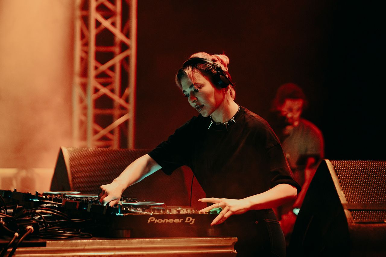 ninakraviz_sonarclub_neia_art-001.jpg