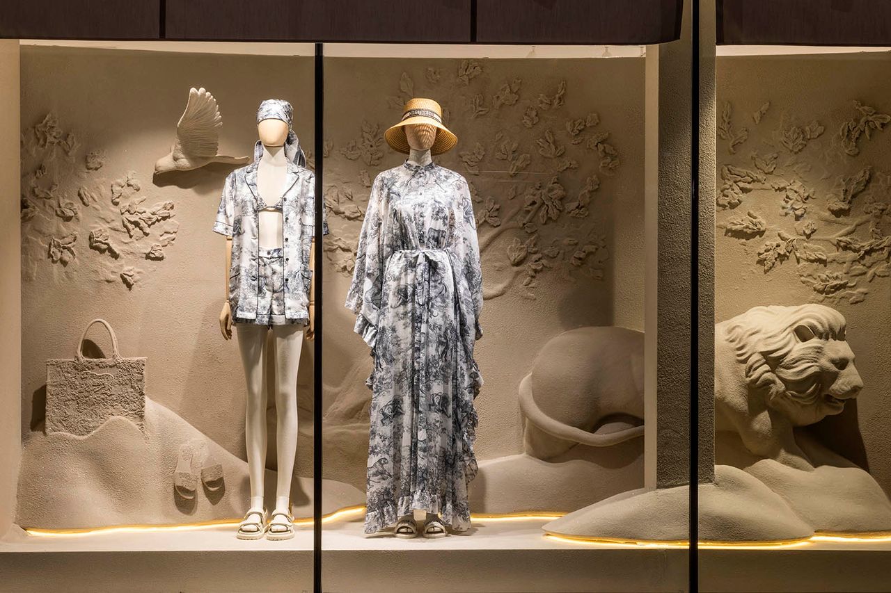Dior POP Ups 11.jpg