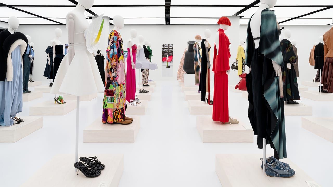 LOEWE_TOKYO_EXHIBITION_SPACE_CAPTURE_RGB_CROPPED_2880X1620_9.jpg
