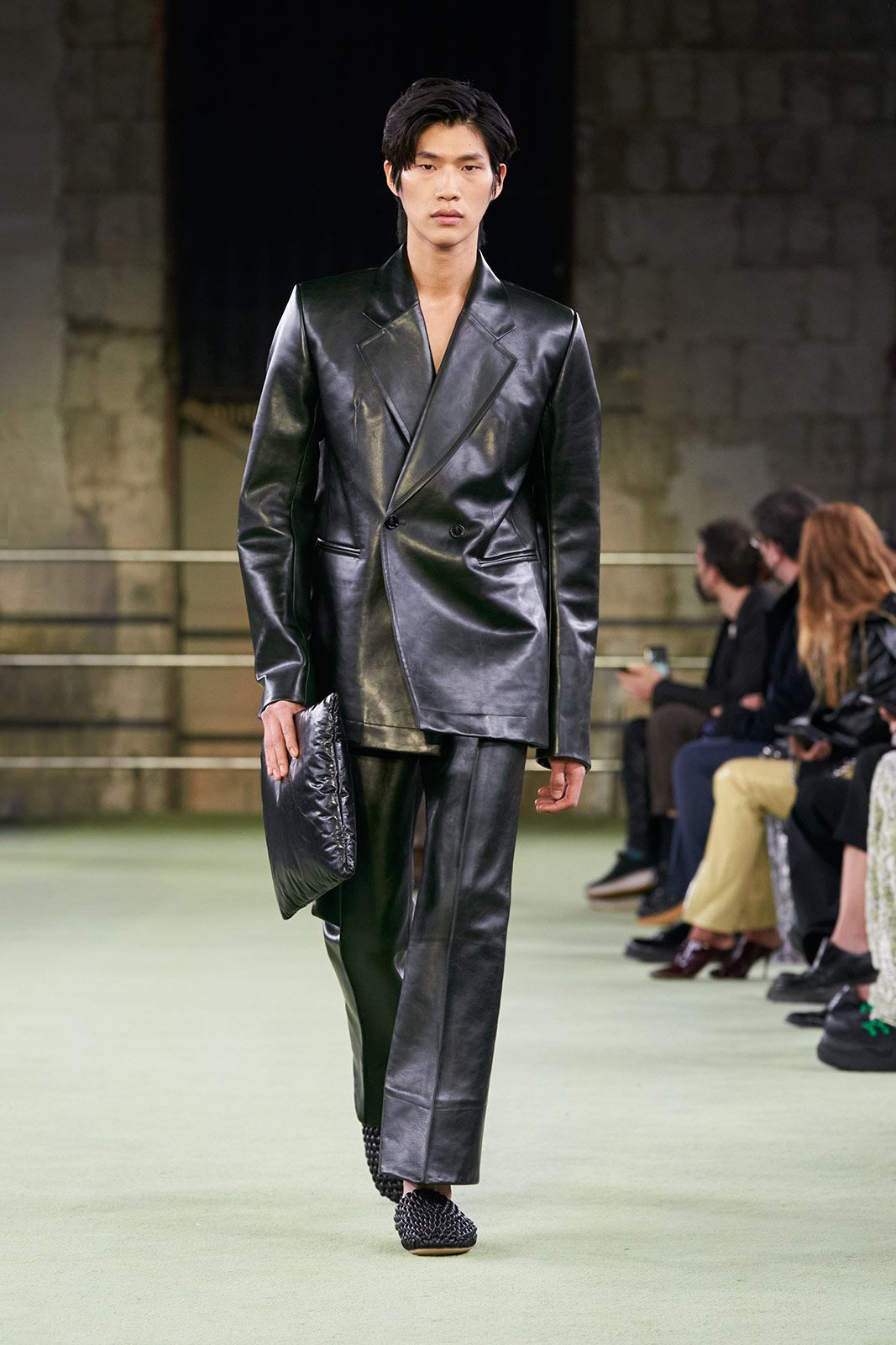Bottega Veneta W22 021.jpg