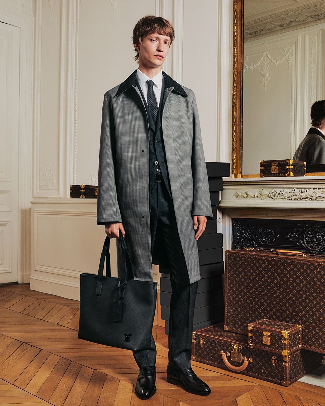LOUIS-VUITTON-MENrsquo;S-NEW-FORMAL-FALL-WINTER-2025-LOOK-4.jpg