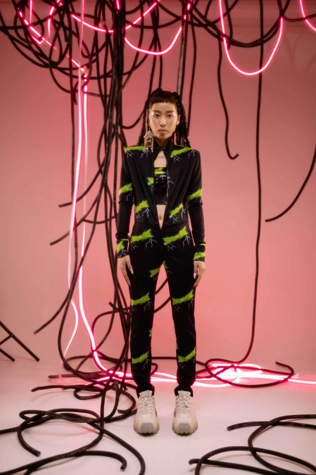 Roxwear Metalmagazine 12.jpg