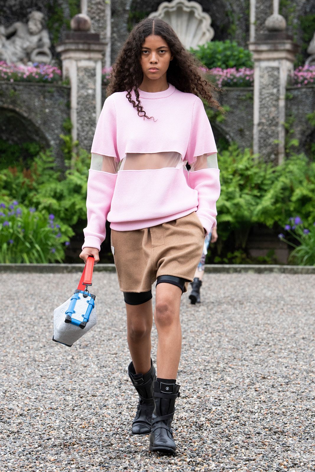 Louis Vuitton Cruise 2024 24.jpg
