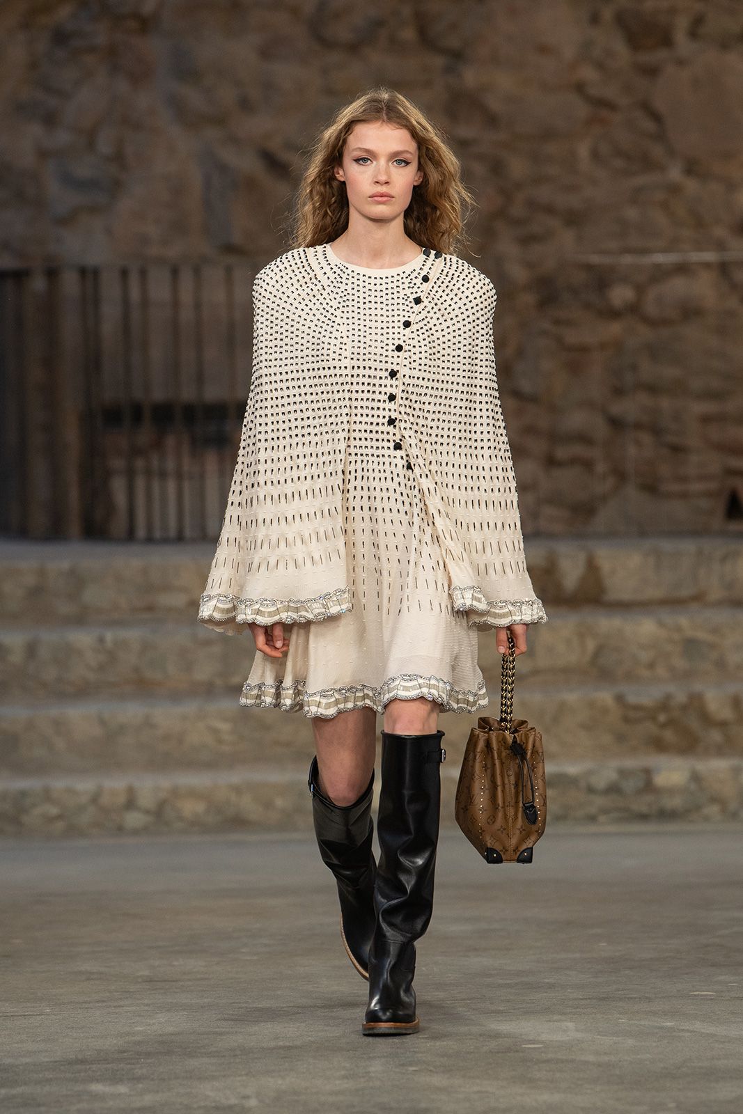 Louis-Vuitton_CR25_32.jpg