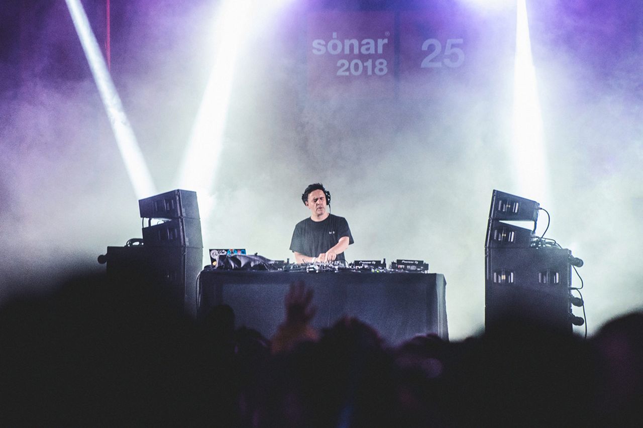 Laurent Garnier Sónar Village Thursday Sonar2018 Fernando Schlaepfer 008.jpg