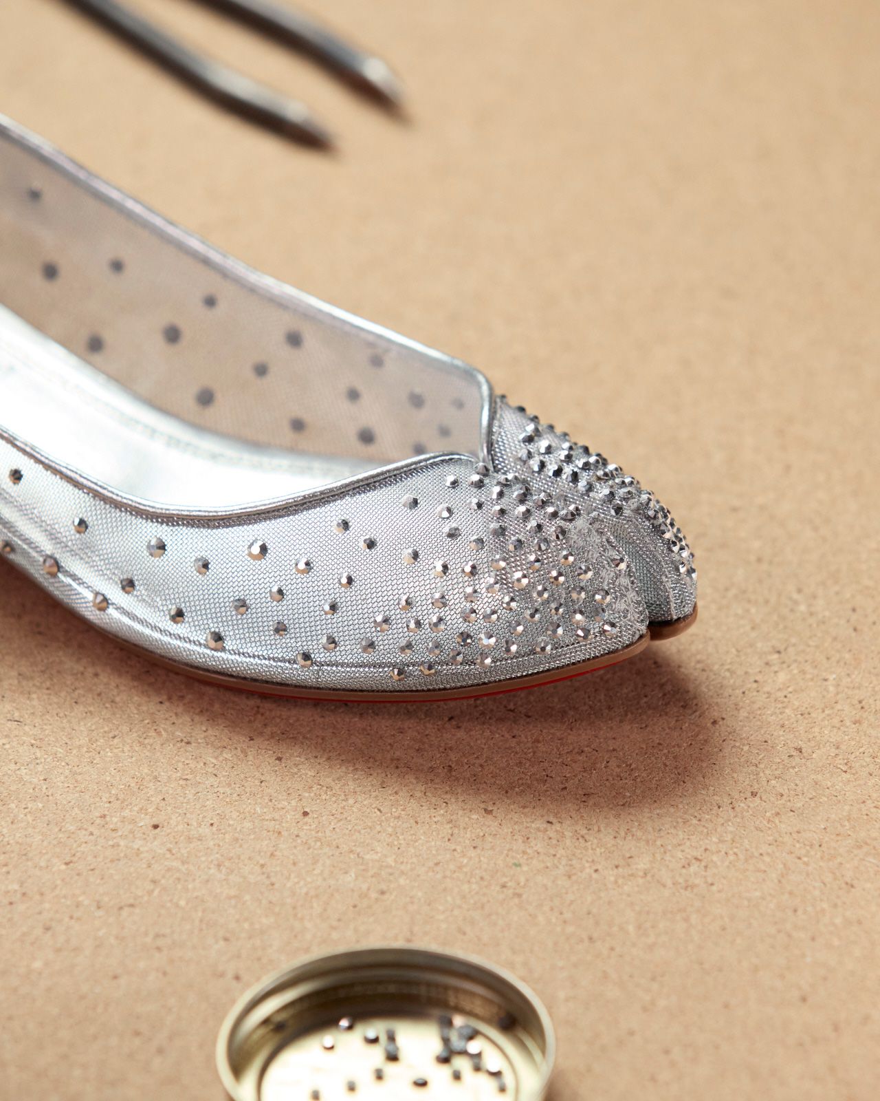 ChristianLouboutinxMaisonMargiela_SavoirFaire_6.jpg