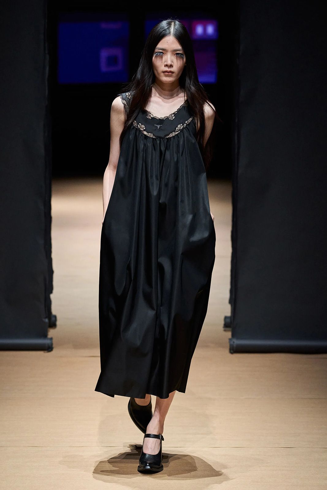 Prada Spring 2023 Metalmagazine 32.jpg