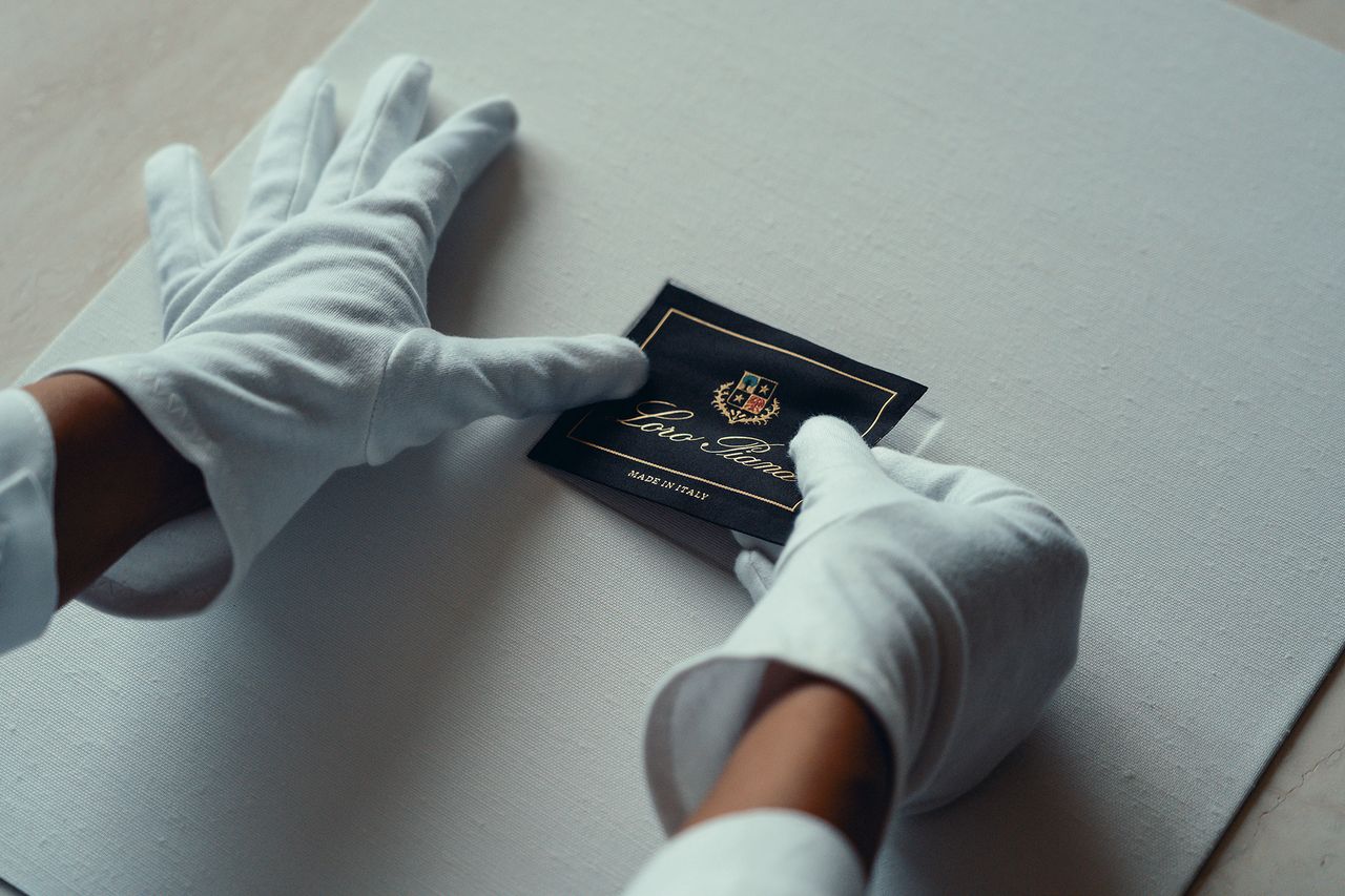Loro_Piana_Master_of_Fibers_Book_6.jpg