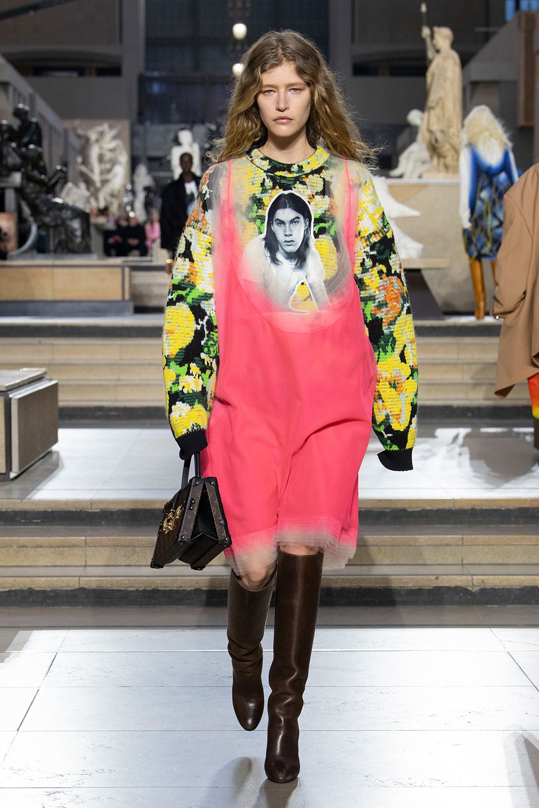 Louis Vuitton F W22 Look 35.jpg
