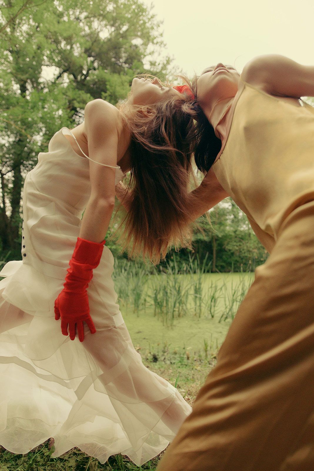 Willand Joan Dancing in the Wood Metalmagazine 7.jpg