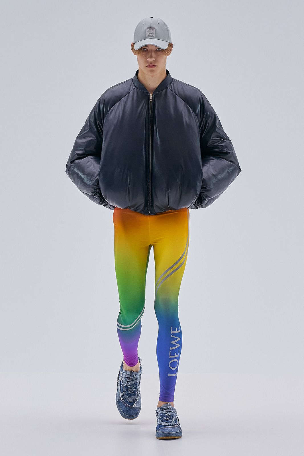 Loewe S S23 Mens Show Runway Look 41 Front Rgb Cropped 2x3 41.jpg