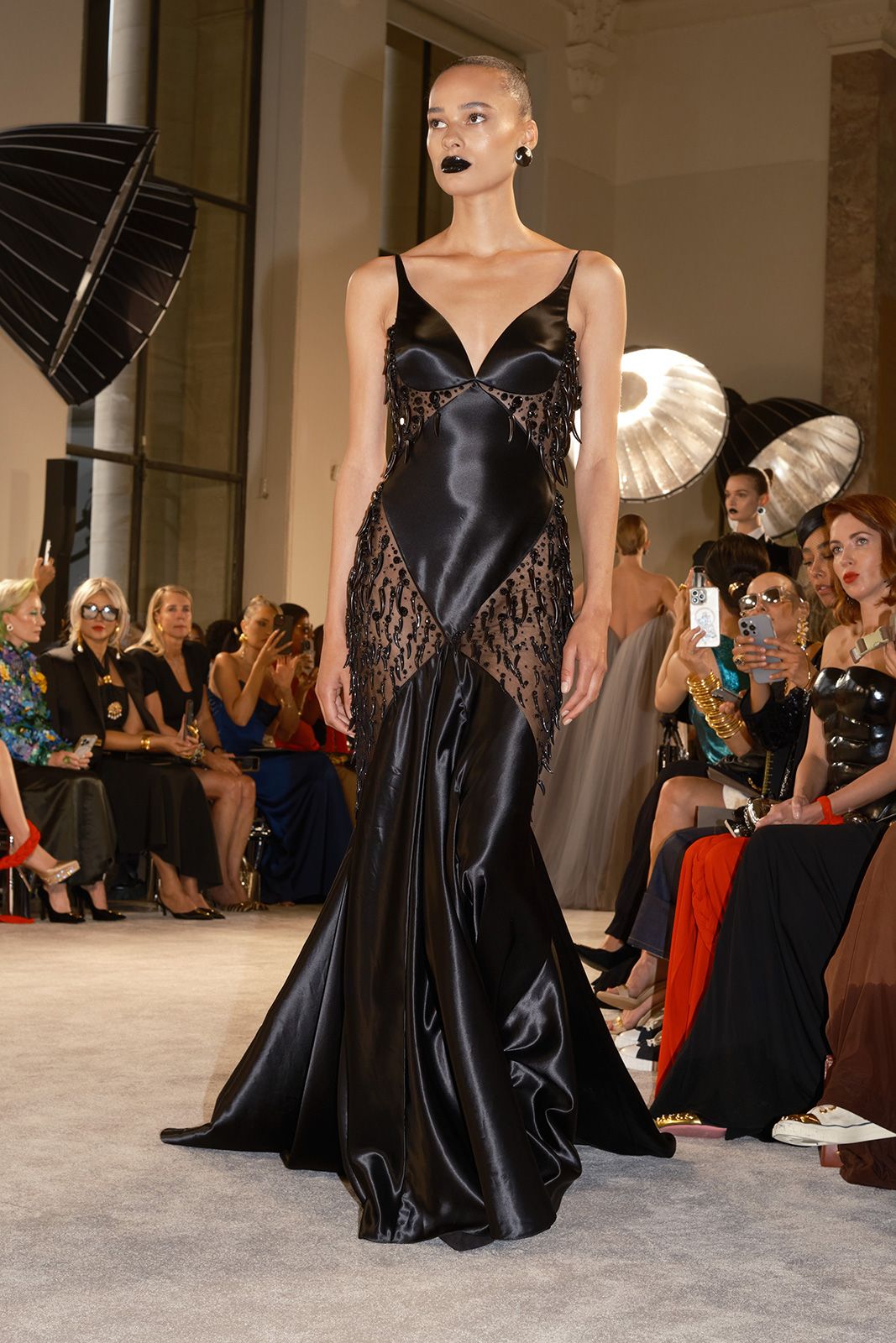 SCHIAPARELLI_HC_FW2526_15.jpg