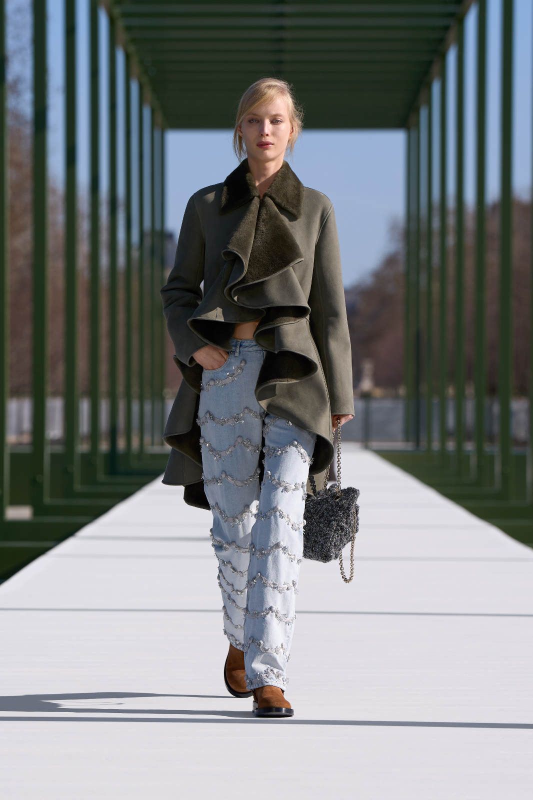 DIOR_W_RTW_FW2627_8.jpg