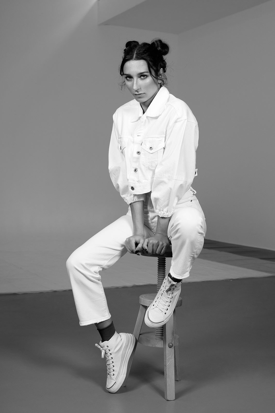 Lola Rodriguez Metalmagazine 2.jpg