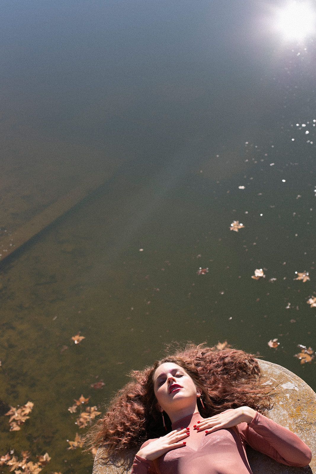 Amarna Miller Metalmagazine 2.jpg