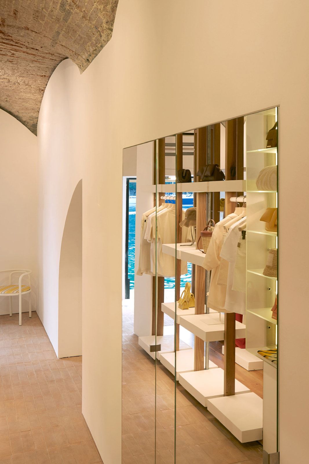 Jacquemus Portofino POP up 3.jpg
