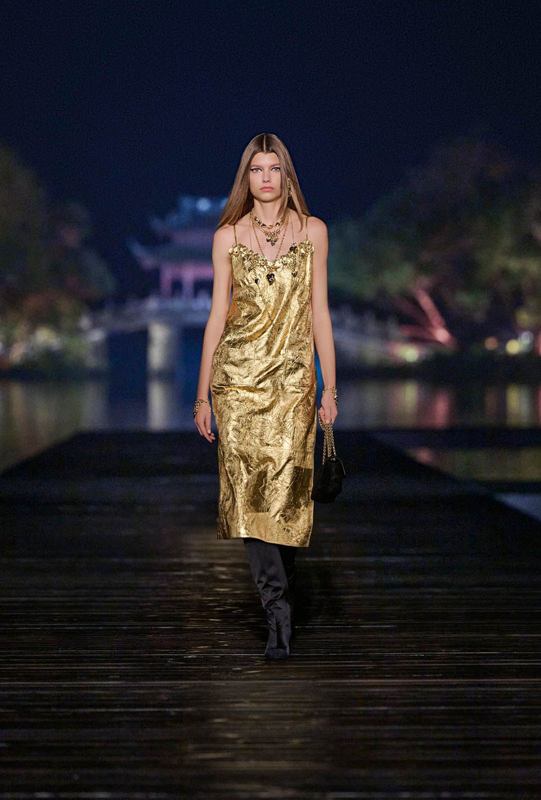chanel_metiers-dart-collection_4.jpg