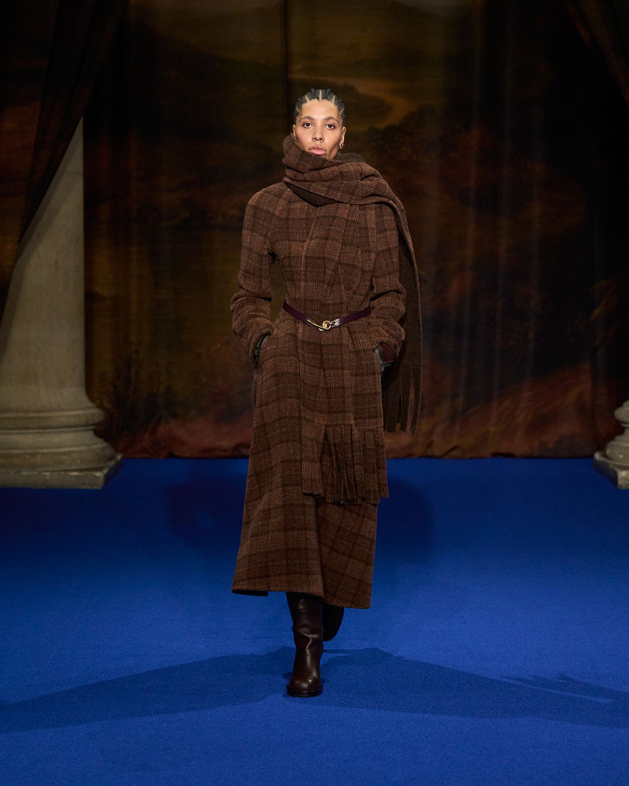 Burberry-Winter-2025-Show---Look-3.jpg
