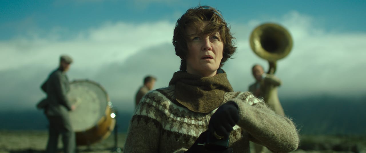 Woman at War Metalmagazine 1.jpg