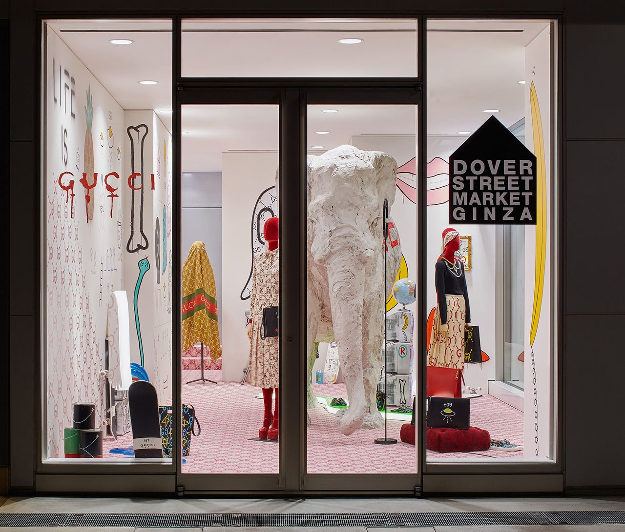 Dover Street Market Ginza Elephant Roomgucci Dsmges 01 .jpg