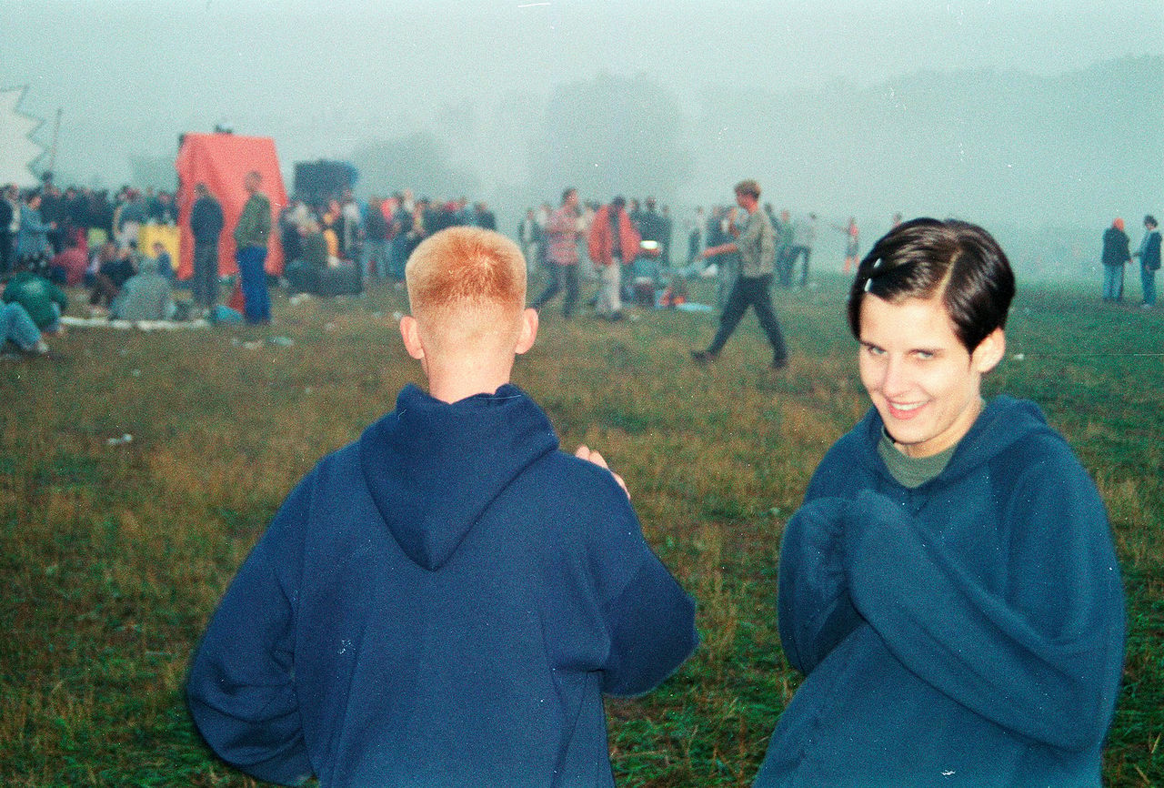 ANFANG-BEGINNING_photo-by-Christian-Stemmler_Sandra-and-a-friend-at-sunrise-at-Goa-Fest-Güterfelde-outside-of-Berlin,-August-1996.jpg