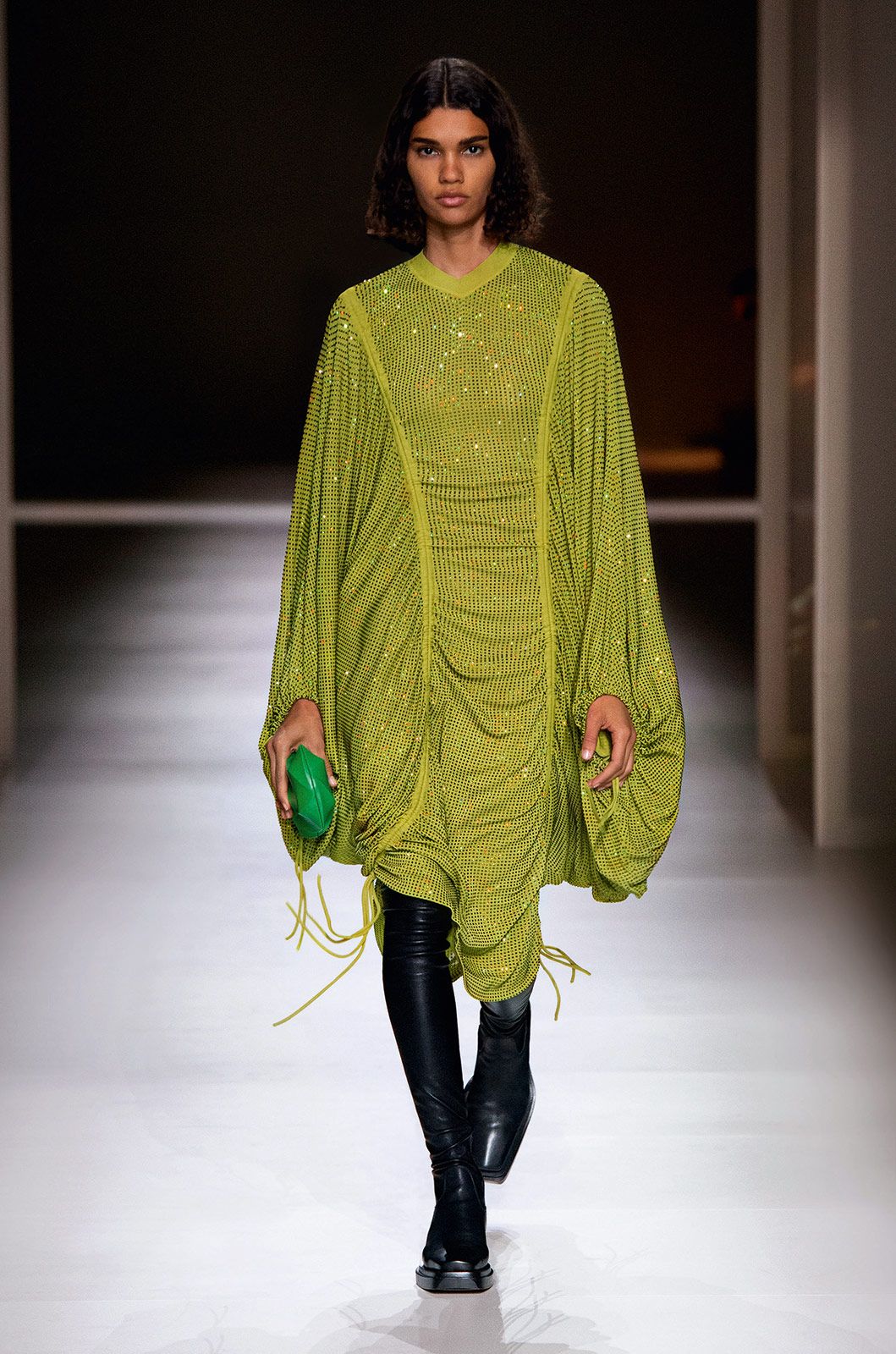 Bottega Veneta F W 2020 Metalmagazine 11.jpg