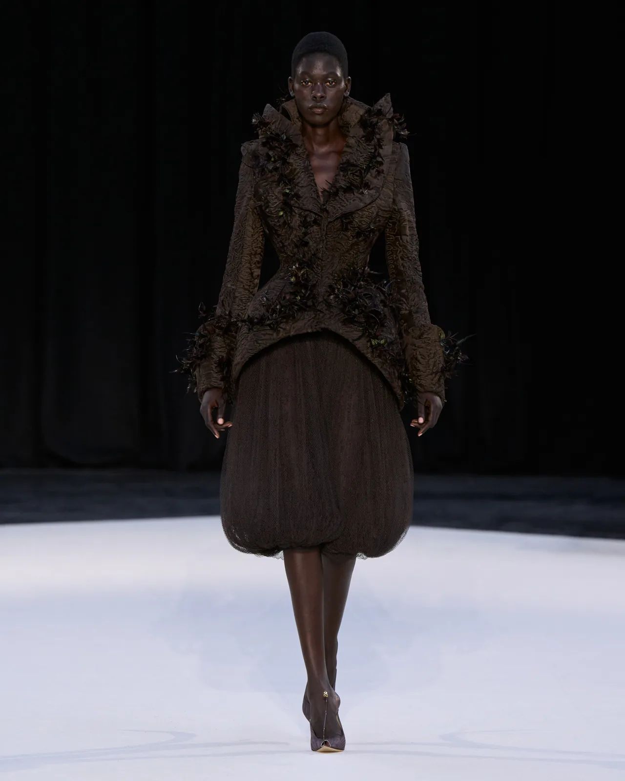 metal-ashi-studio-07.webp