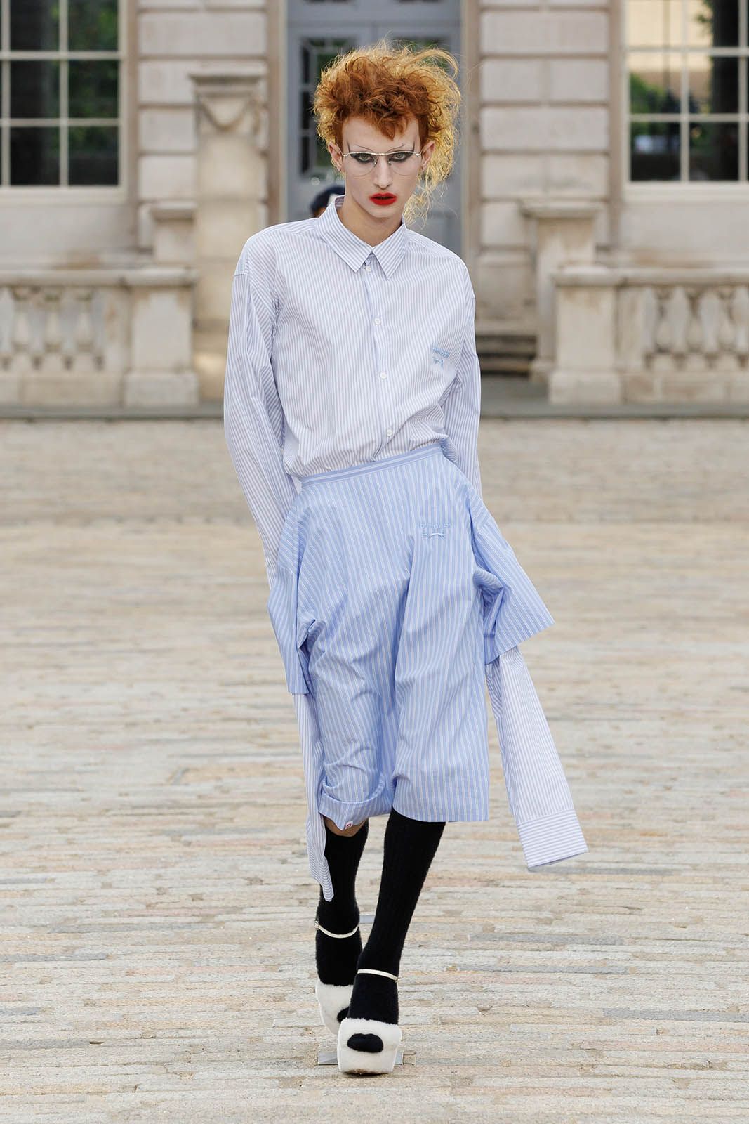 Loverboy_AW24_runway_press_look08 copia.jpg