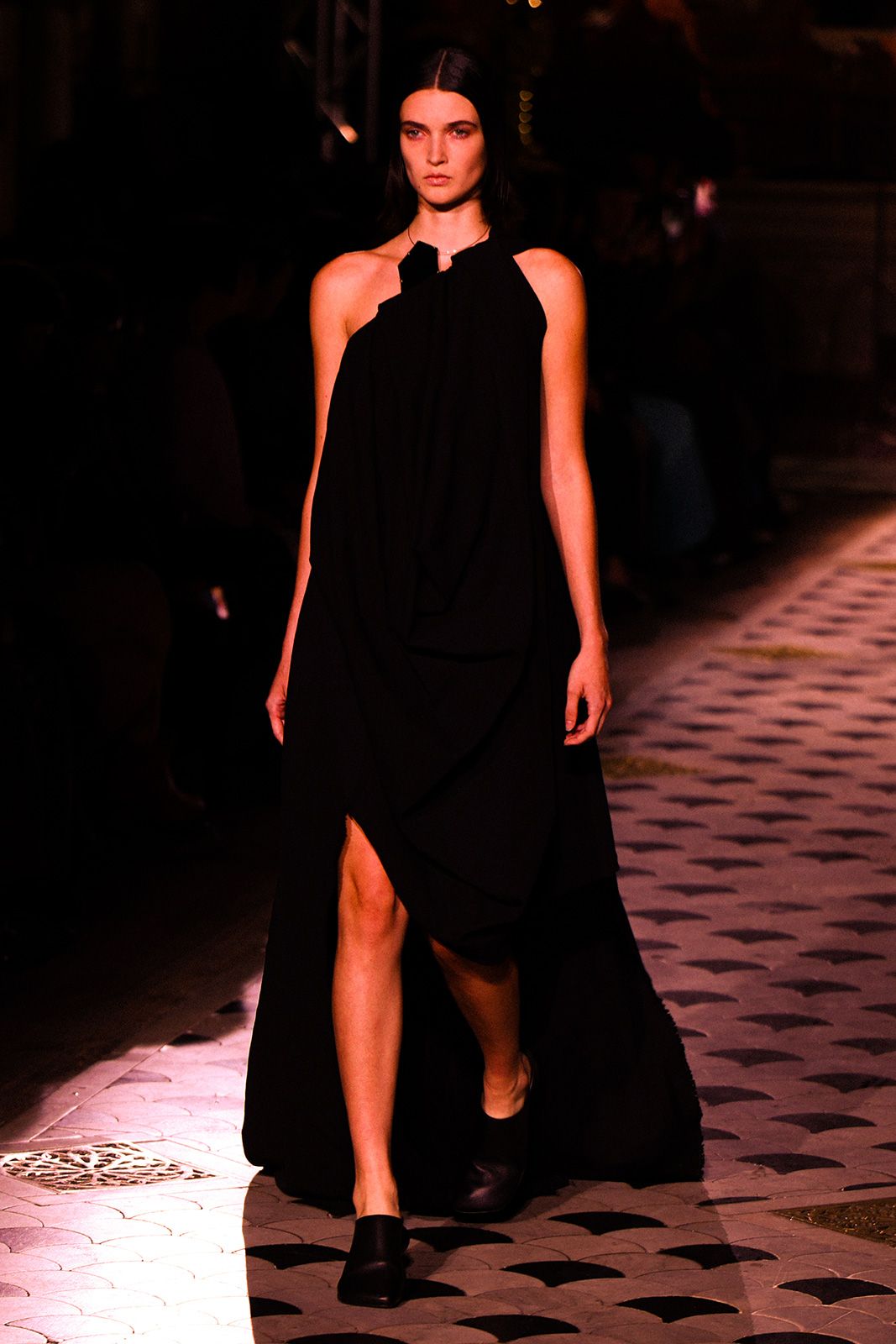 uma-wang-runway-ss25-8.jpg