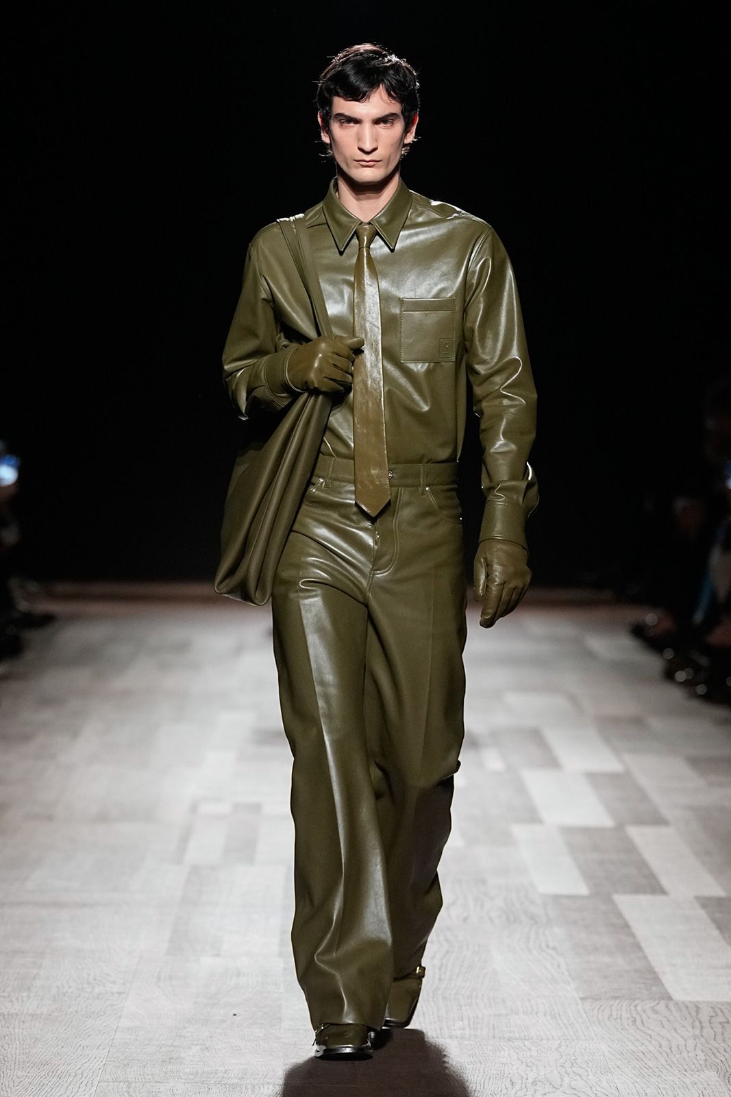 Ferragamo-FW24-08.jpg