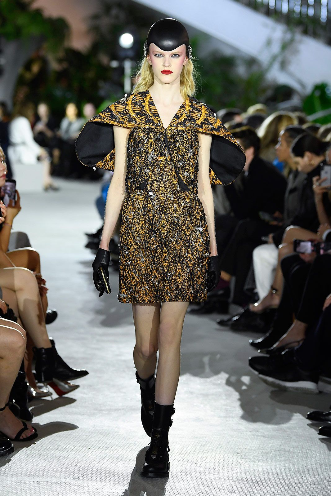 Louis Vuitton Cruise 2020 Metalmagazine 14.jpg