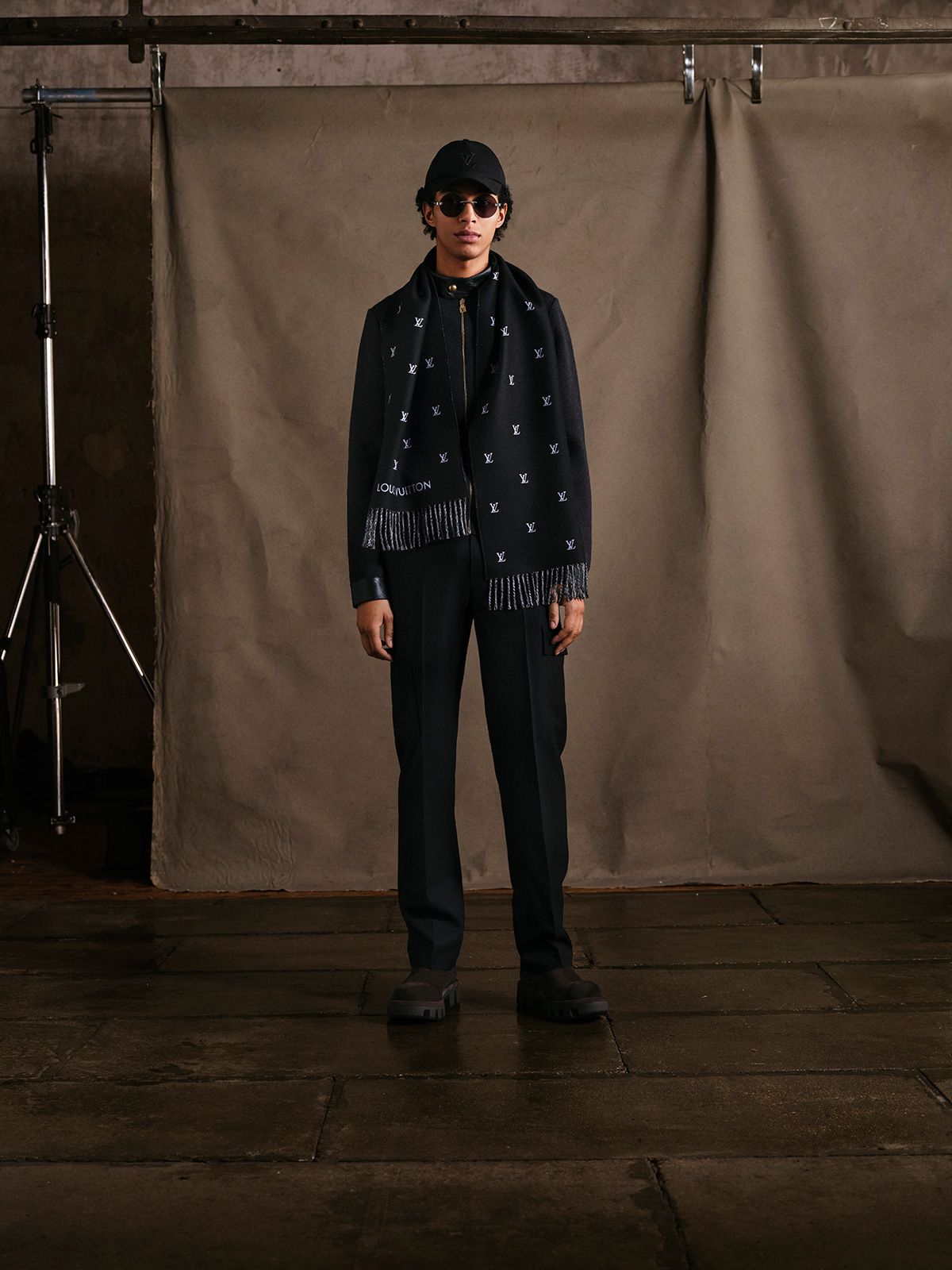LV-FALL-CAPSULE-2025-LOOK-12.jpg