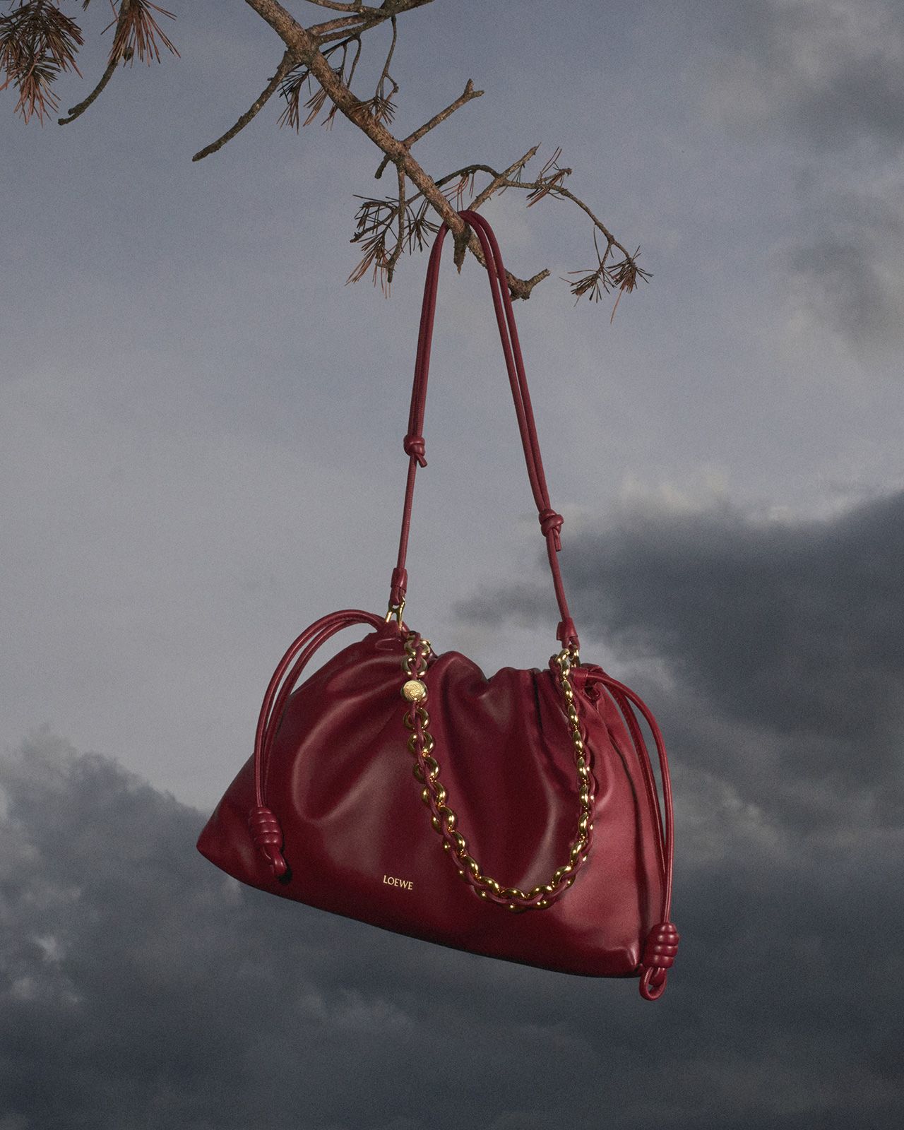 LOEWE_SS25_DAVID_SIMS_CAMPAIGN_9.jpg