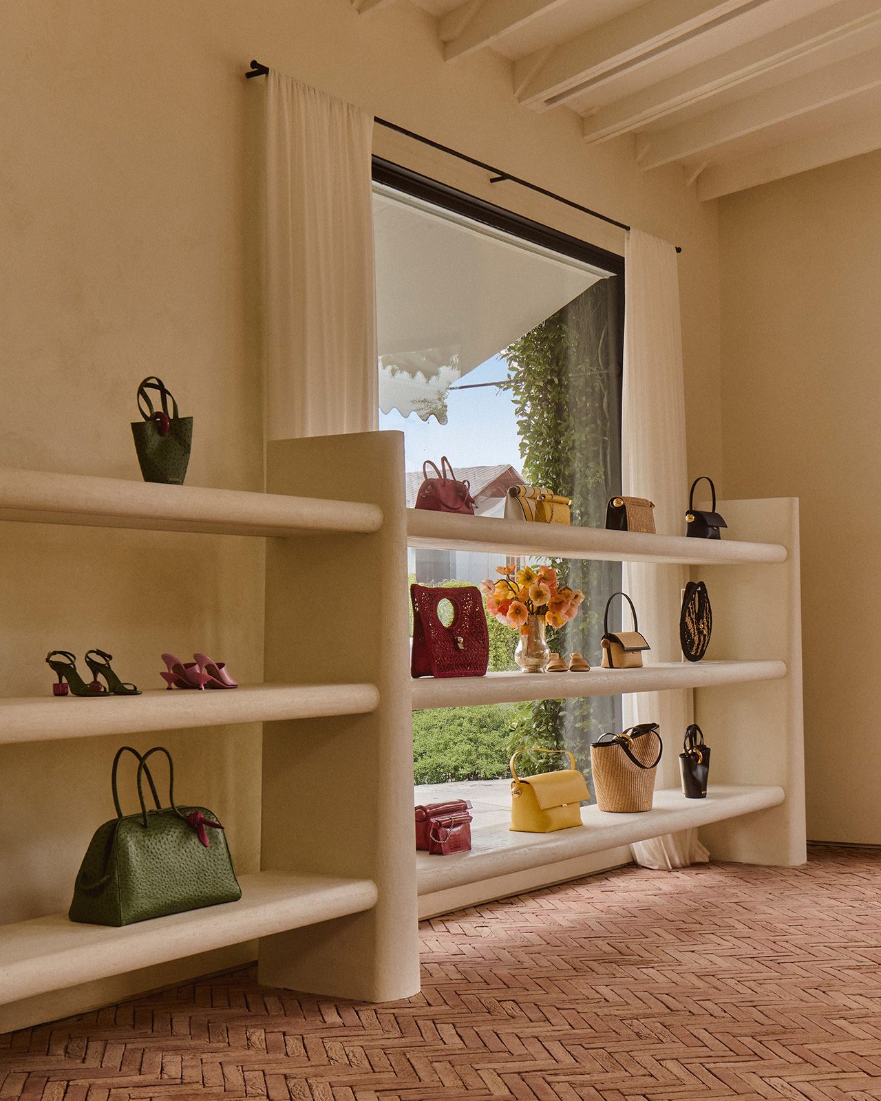 Jacquemus_TheLosAngeles-Boutique_2.jpg