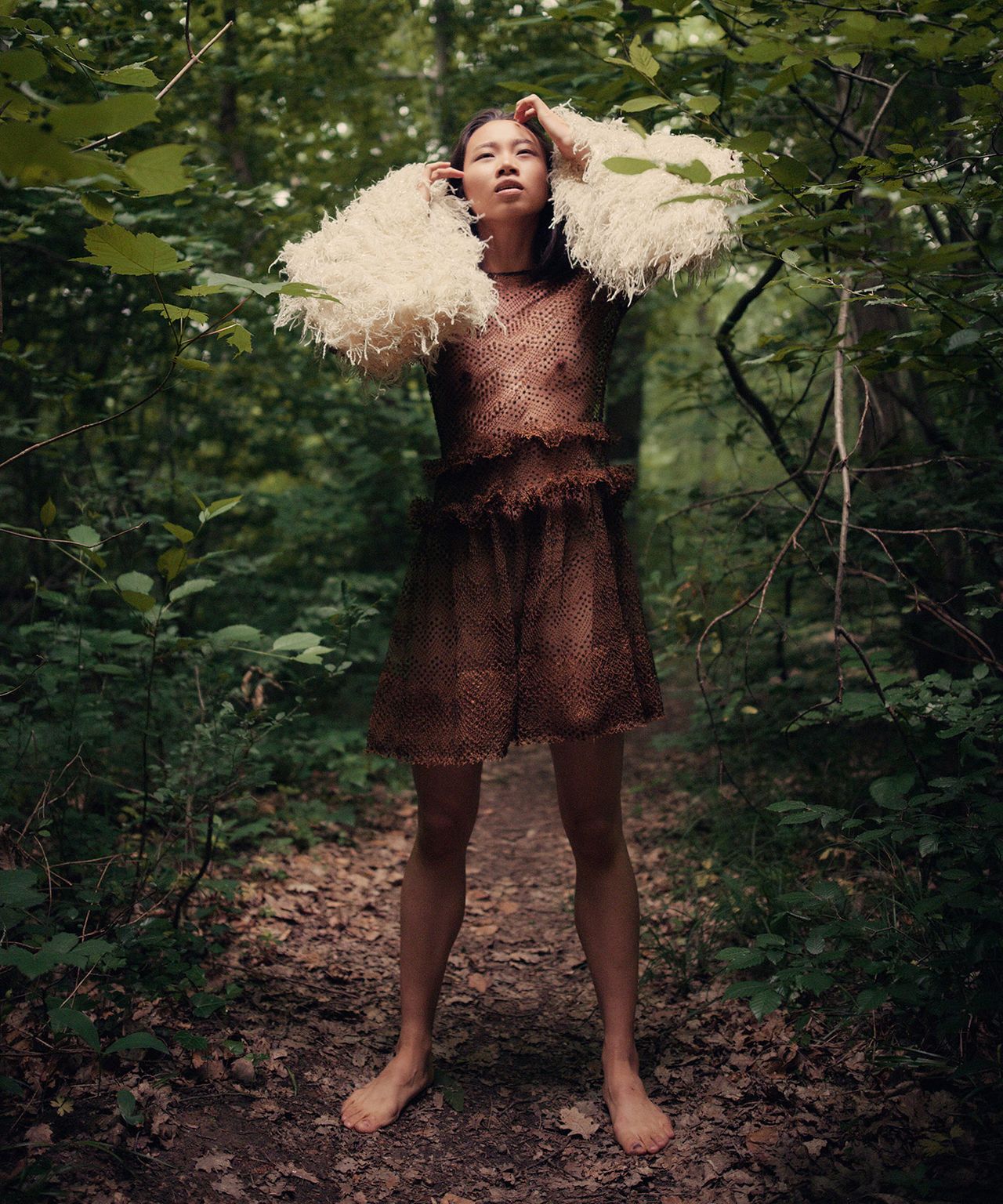 Willand Joan Dancing in the Wood Metalmagazine 20.jpg